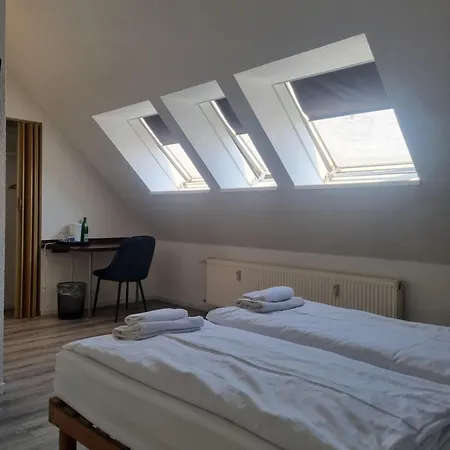 Erlanger Hof Szálloda 3*