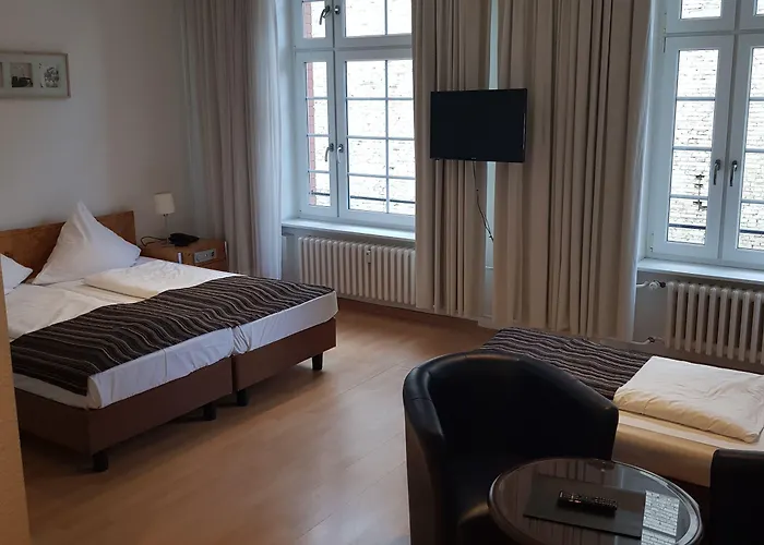 Hotel Erlanger Hof 3*