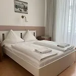 Erlanger Hof 3* Berlín