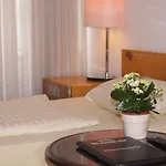 Erlanger Hof 3*