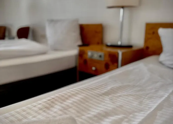 Erlanger Hof Szálloda 3*