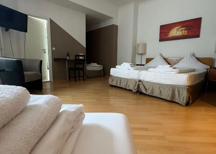 Hotel Erlanger Hof 3*