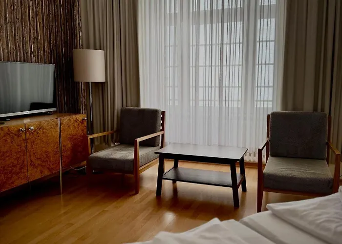 Hotel Erlanger Hof 3*